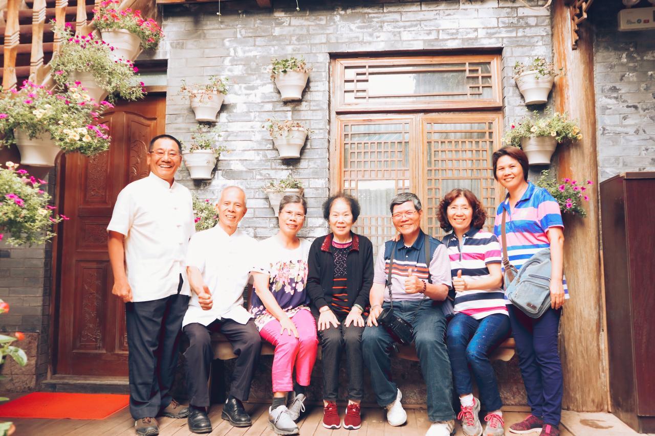 He Mu Ju Inn Zhongyi Branch Li-ťiang Exteriér fotografie